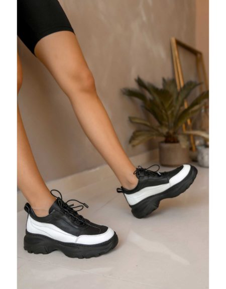 Γυναικείο Ασπρόμαυρο Δερμάτινο Sneaker Αστραγάλου με Κορδόνι Λάστιχο