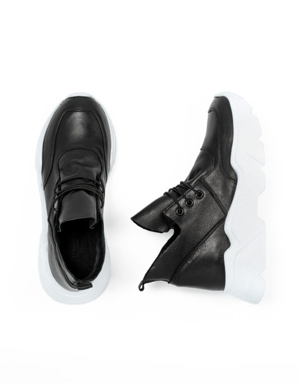 gynaikeia-dermatina-sneakers-black-white-cod2869-fenomilano-leather-shoes (3)