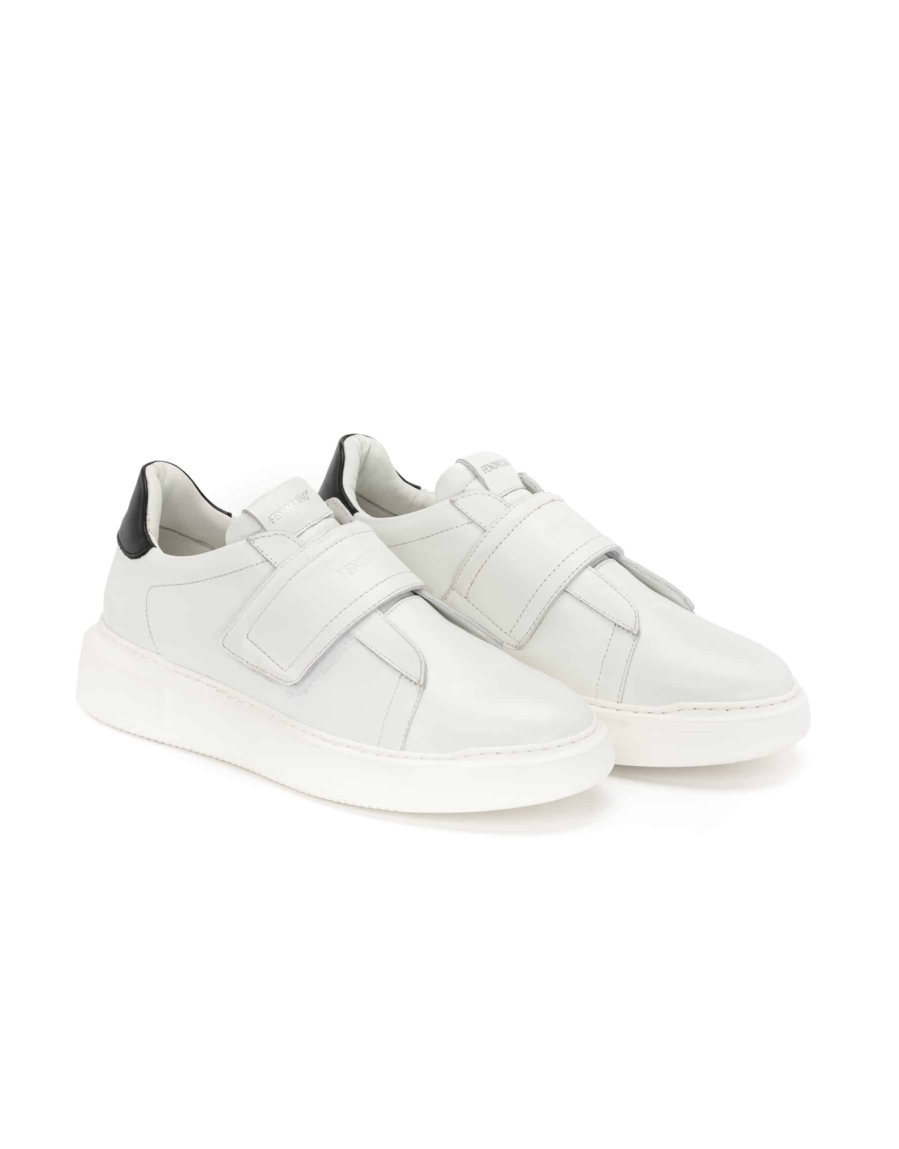 Axel Arigato Area Haze sneakers for Men - White in UAE | Level Shoes