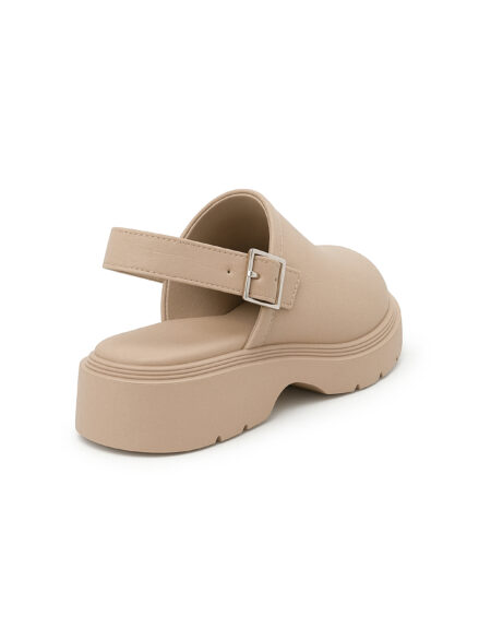 andrika dermatina sandalia sabot beige fenomilano