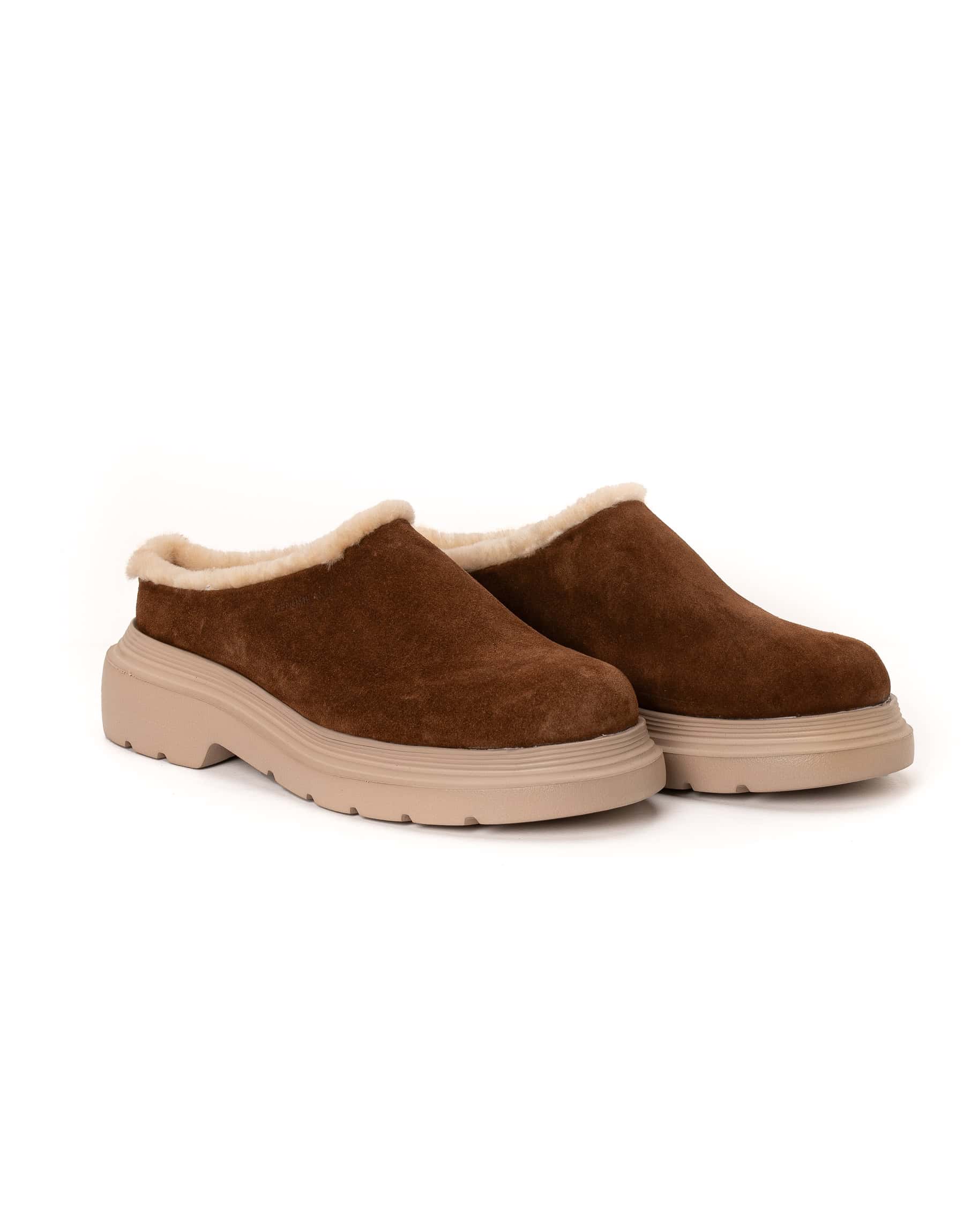 andrika-suede-fluffy-slip-ons-fur-gouna-esoterika-black-2543-fenomilano (7) andrika beige suede slip on warm step fur inside fenomilano