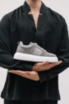 mens-leather-suede-light-grey-sneakers-white-light-sole-eva-2534-fenomilano (1)