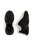 andrika-dermatina-total-black-sneakers-athletic-style-anatomic-light-fenomilano (1)