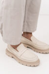andrika-dermatina-loafer-beigeee-trakteroti-sola-extra-light-2430-fenomilano